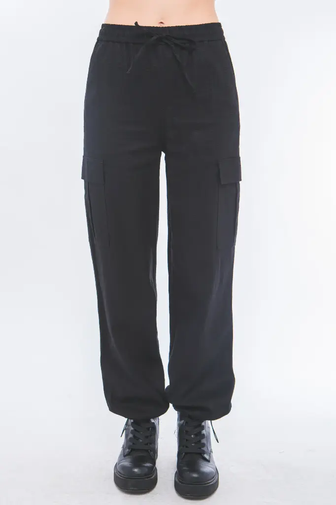 Pantalón tipo Cargo con Cordón