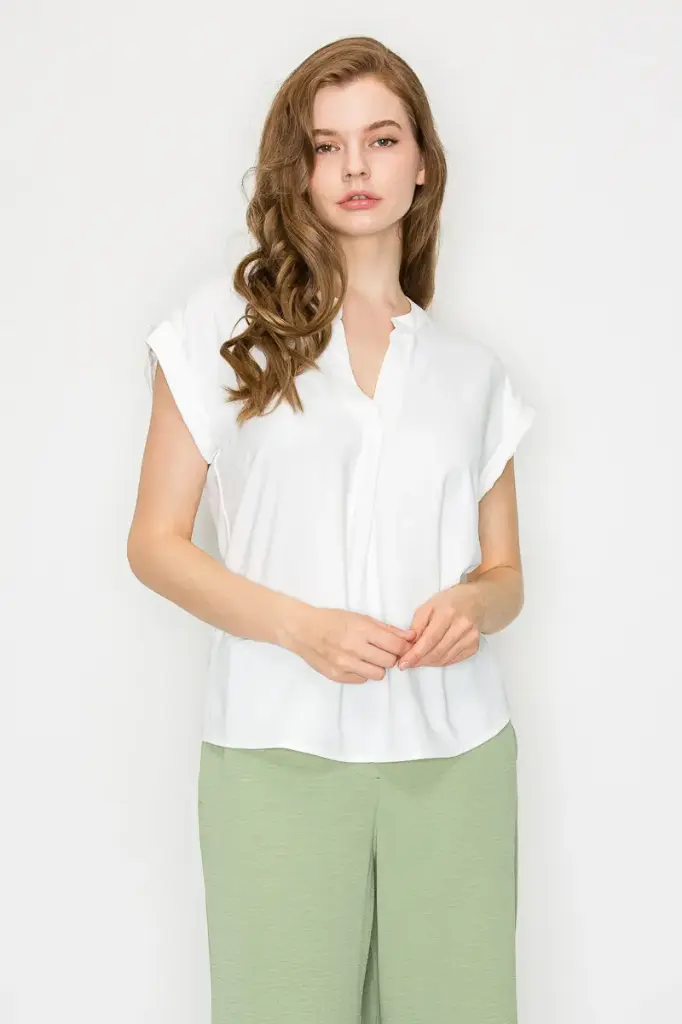 V-NECK Sleeveless Blouse with a V Neckline