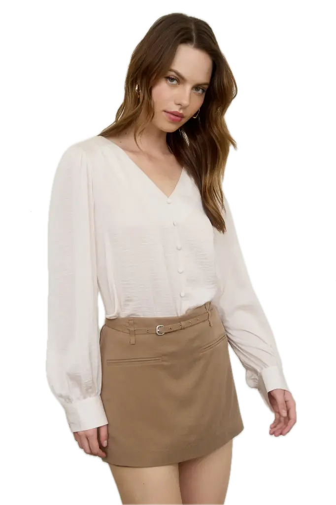 TB8657 Textured Satin V Neck Long Sleeve Button Down Top (S)