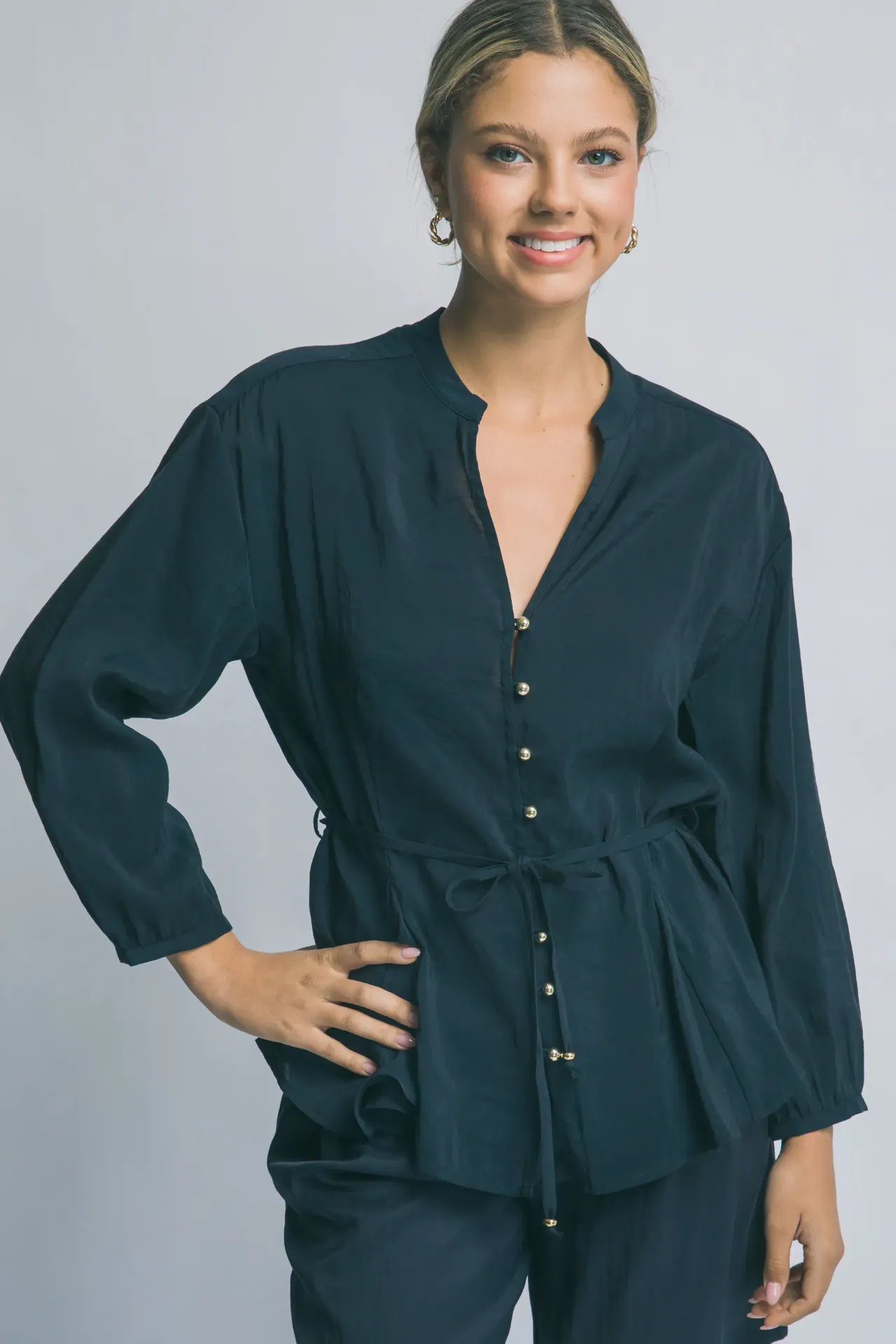 10414TN Linen Blouse with a Tie Belt