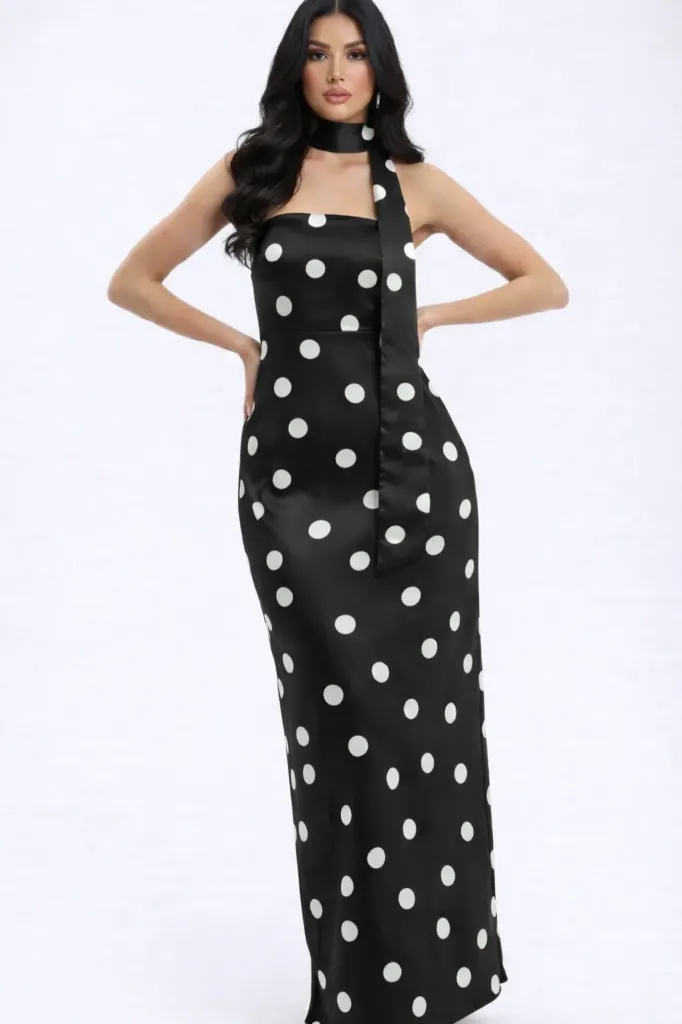 M250921 on Polka Dot Set: a Strapless (Black, S)