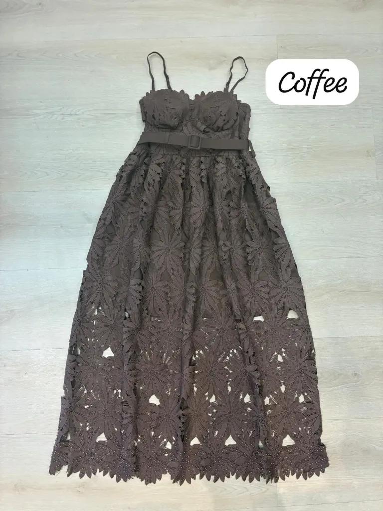 YR209 Lace Maxi Dress with a Structured Bodice