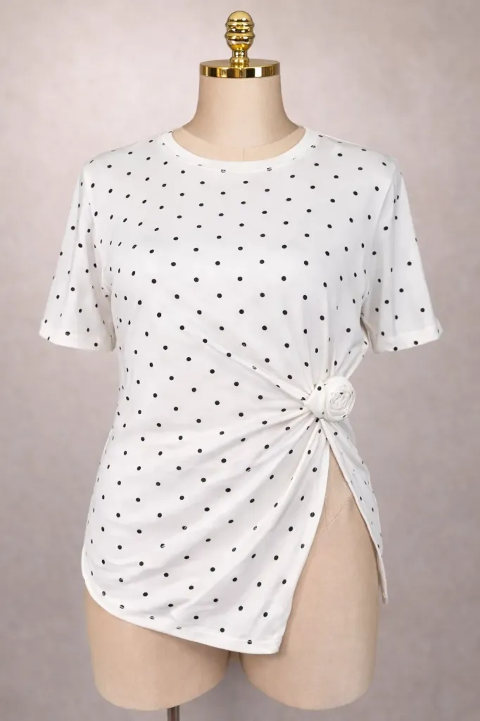 CU1193 Playera con Lunares