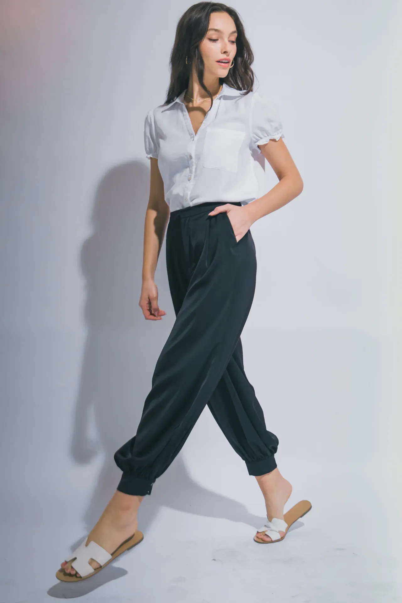 60337PN Pantalón Plisado con Ruedo Abombado (Black, S)