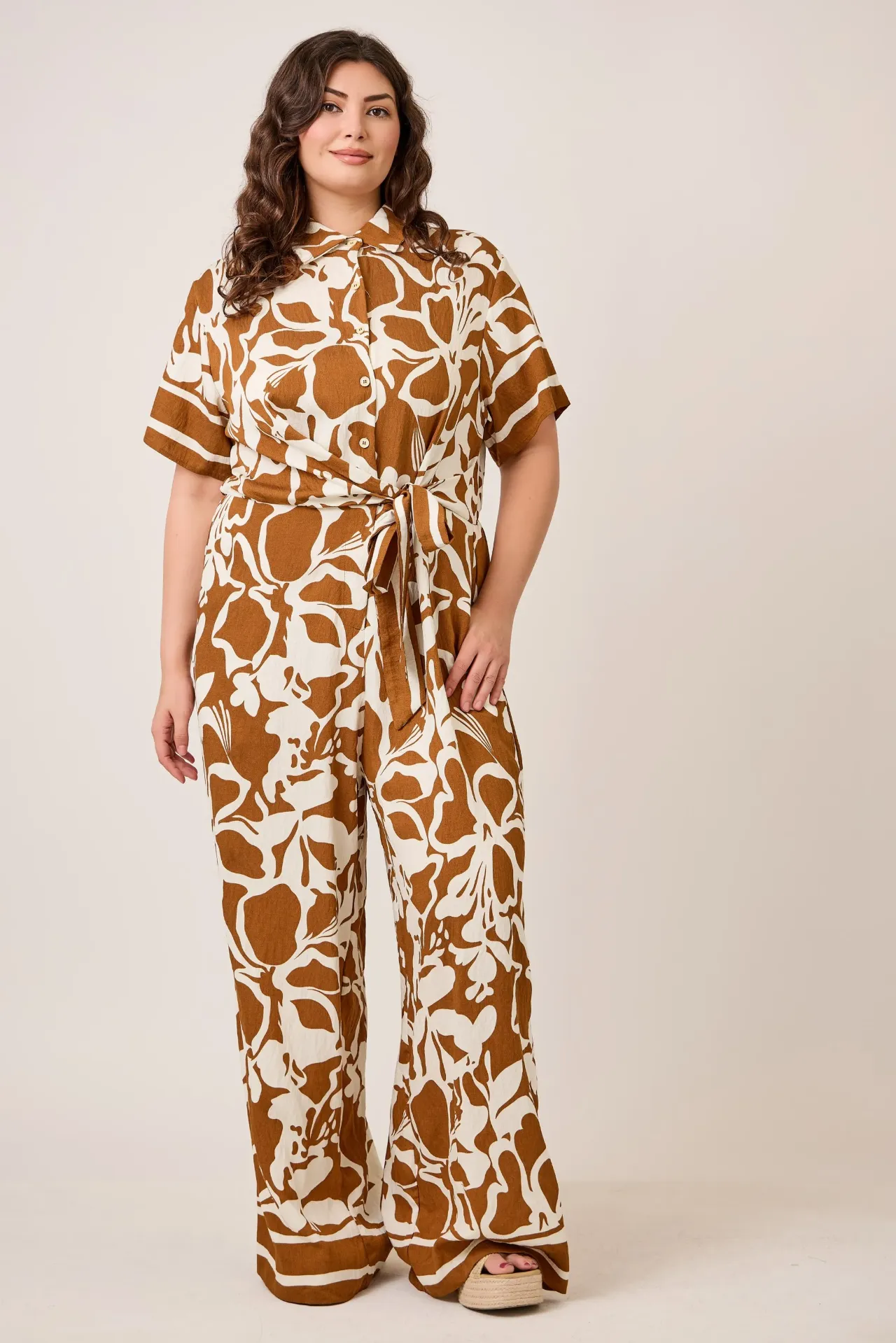 R285 Plus Size Tie Waist Wide Leg Jumpsuit (XL)