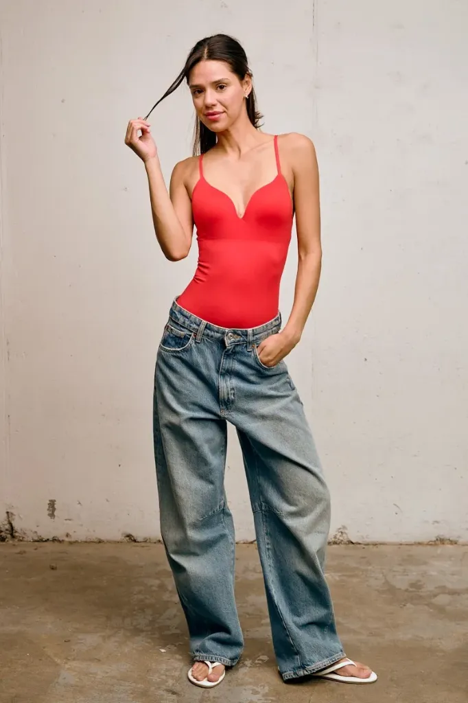 5927 Body con Escote Corazón Profundo