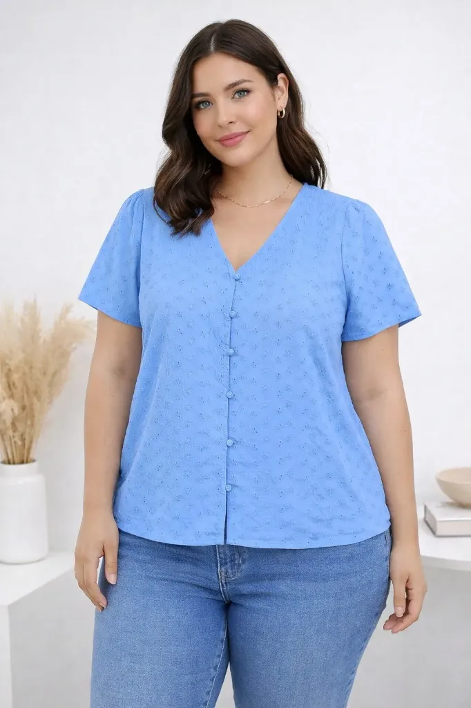 T10854WX Eyelet Button Top (XL)