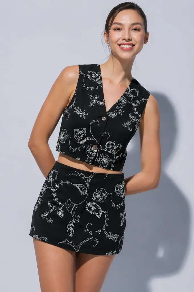 3809N SET Sleeveless Vest W/ Mini Skort Set (Black, S)
