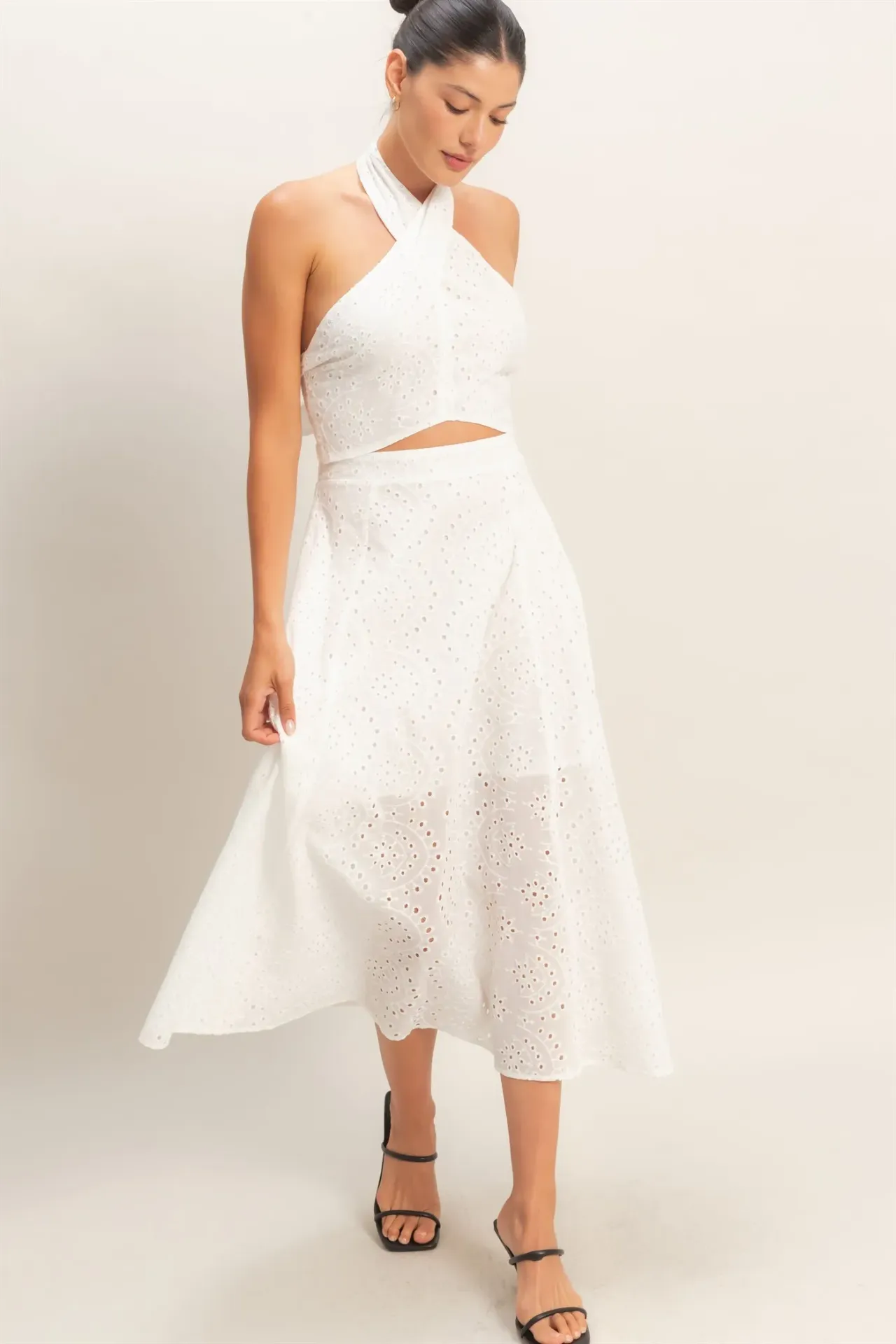 HF26A297-SET Conjunto de Broderie con Top Halter