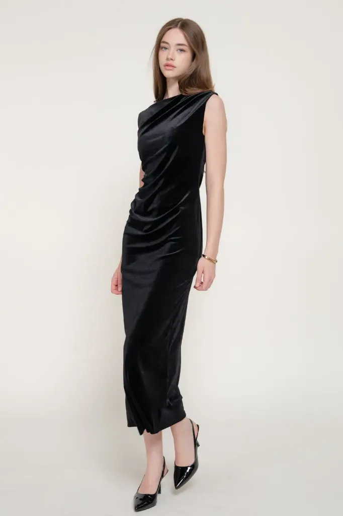 D15489 Sleeveless Ruched Detail Velvet Dress