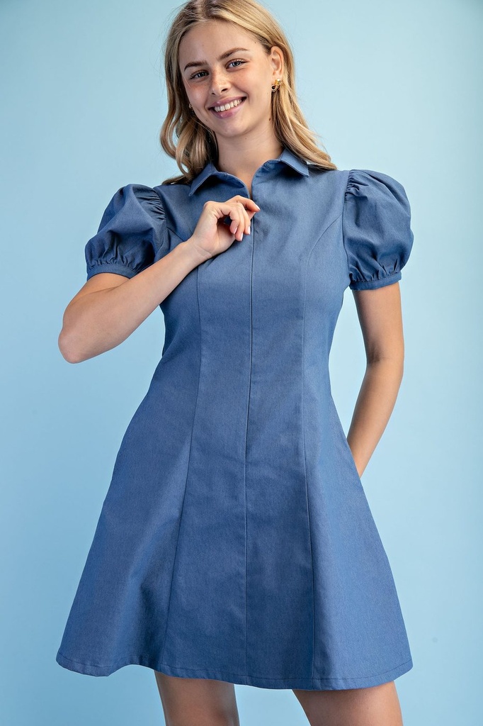 TY1140 Vestido Corto Línea A con Cuello Camisero (S)