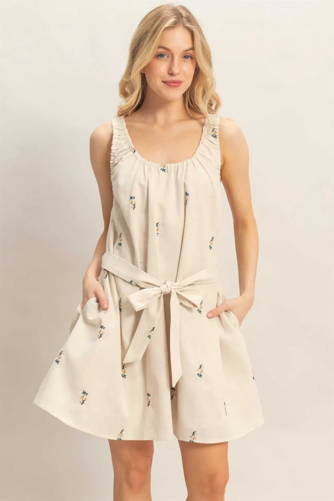 HF26A786 Ruched Sleeveless Mini Dress